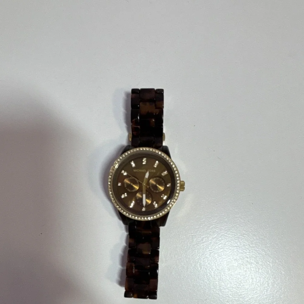 Michael Kors Women's Chronograph Quartz Watch Brown Resin Band Gold Tone